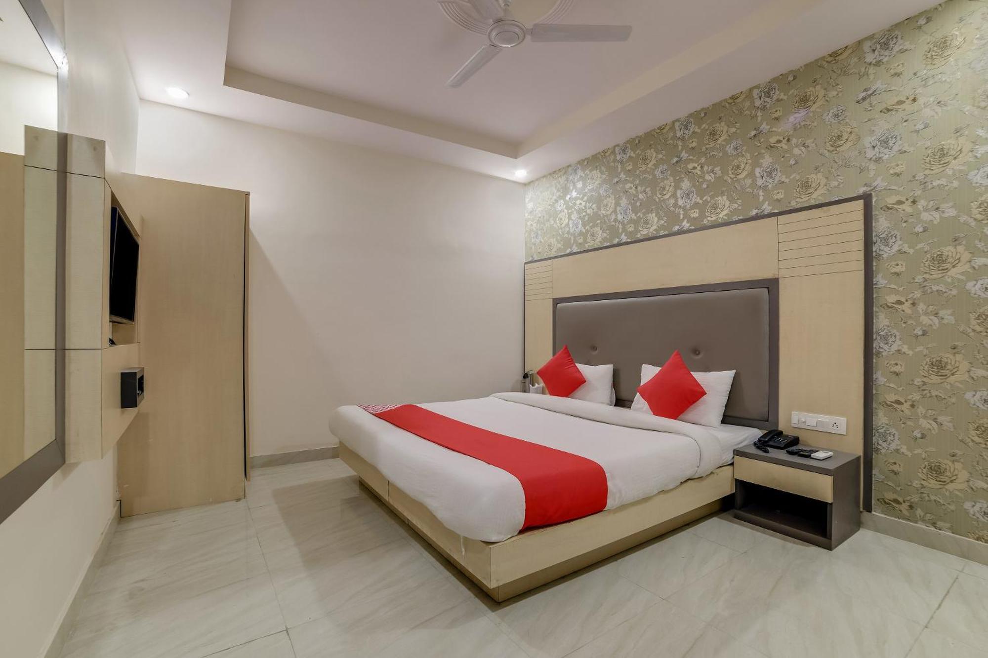 The Hostel Yard Noida Luaran gambar