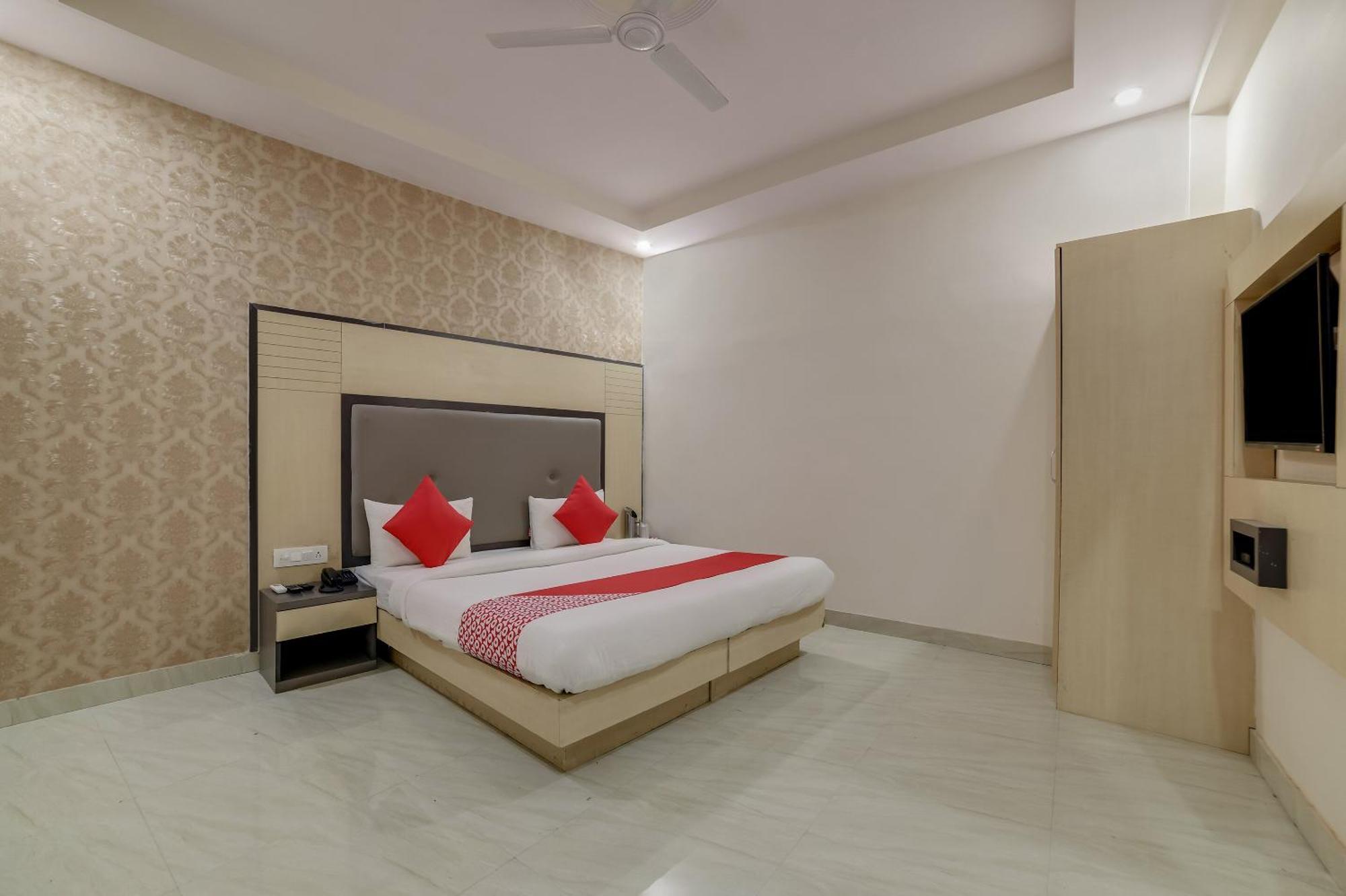 The Hostel Yard Noida Luaran gambar